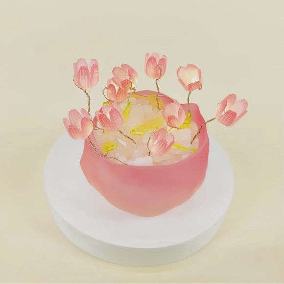 Createkit Tulip LED Night Light DIY Kit - Picture 6 of 10